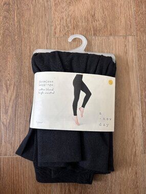 A New Day Black Seamless High Rise Leggings - Size S/M - NWT